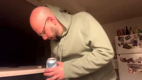 Snapshot of morethanenough437431 chatting on 04/05/26, 05:48 morethanenough437431 online show from 04/05/26, 05:48