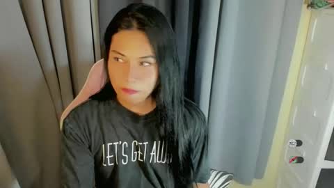 Snapshot of morgan_fuckdoll chatting on 05/22/26, 02:08 MORGAN online show from 05/22/26, 02:08