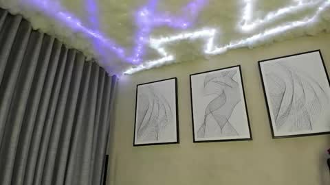 Snapshot of morgan_hill_ chatting on 09/11/25, 12:05 Morgan online show from 09/11/25, 12:05