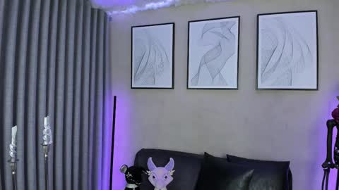 Snapshot of morgan_hill_ chatting on 10/10/25, 12:04 Morgan online show from 10/10/25, 12:04