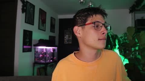   online show from 02/07/25, 01:04