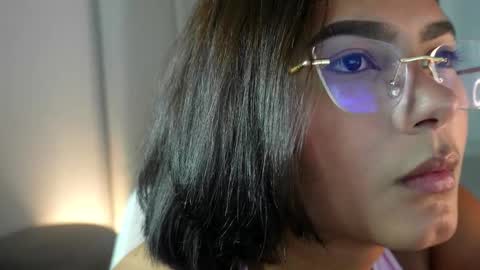 morgana_04 online show from 10/31/25, 10:33