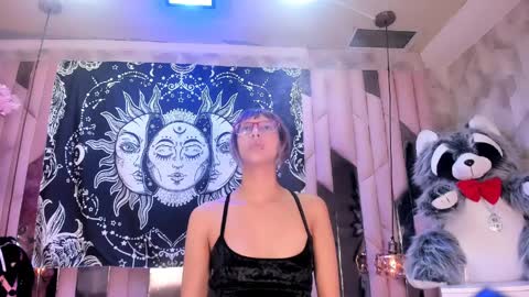   online show from 03/31/26, 08:09