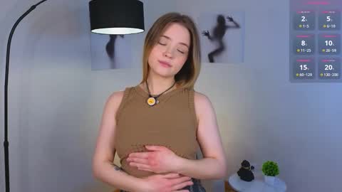 Mary3 online show from 11/10/25, 03:22