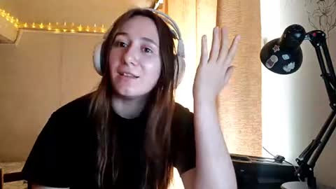 Snapshot of morgansymkowick chatting on 06/11/26, 08:34 Kate online show from 06/11/26, 08:34