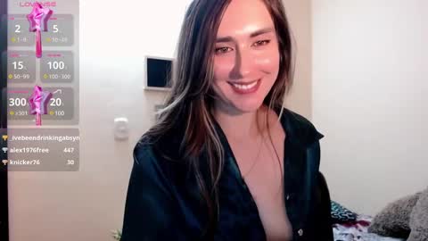 Moriah online show from 12/16/24, 10:03