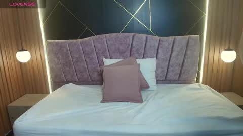 Moriah online show from 03/10/26, 12:10