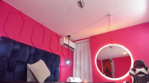 Snapshot of morita_mei chatting on 11/27/25, 08:33 Morita online show from 11/27/25, 08:33