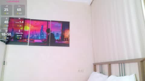 Snapshot of morninbunny_ chatting on 11/09/25, 03:16 Emilia online show from 11/09/25, 03:16