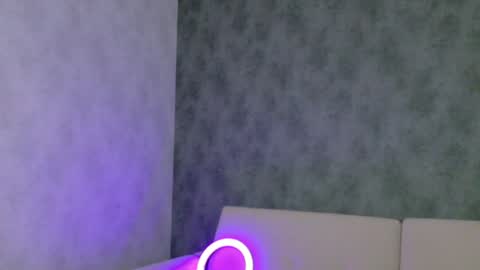 Emilia online show from 03/26/26, 03:34