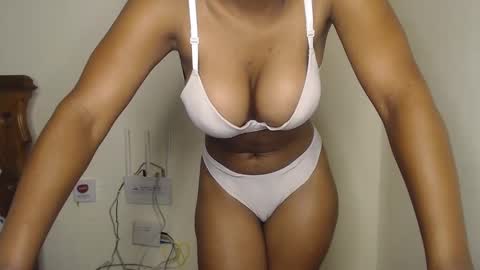 Snapshot of morning_bliss chatting on 12/04/24, 08:34 Mellisa online show from 12/04/24, 08:34