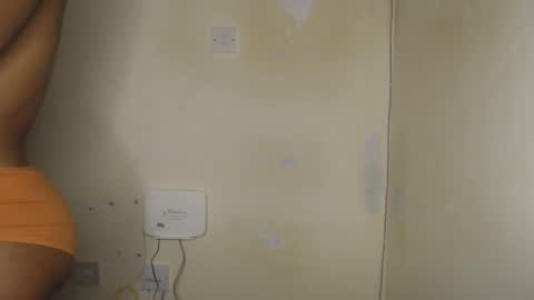 Mellisa online show from 11/02/25, 10:23