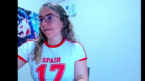 Snapshot of morning_littlestart chatting on 02/10/25, 03:03 Morning start online show from 02/10/25, 03:03