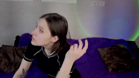 Snapshot of morphedjoy chatting on 03/01/26, 06:04 morphedjoy online show from 03/01/26, 06:04