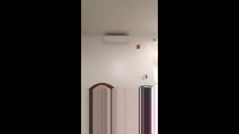 Snapshot of morrisonjeff103614044 chatting on 12/18/25, 07:58 morrisonjeff103614044 online show from 12/18/25, 07:58