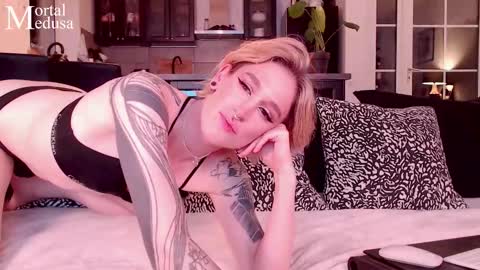 Medusa the Snake Goddess online show from 11/21/25, 12:43