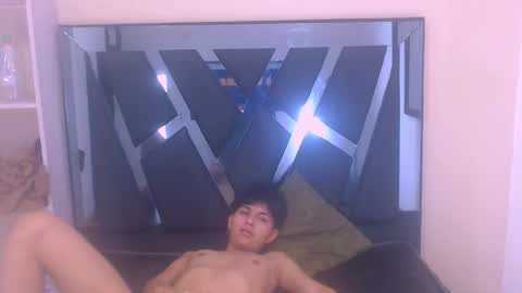 Snapshot of mortelle_ chatting on 11/25/25, 07:30 MORTELLE online show from 11/25/25, 07:30