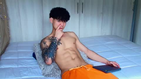 Snapshot of morthy_downey chatting on 12/14/24, 01:49 Morthy online show from 12/14/24, 01:49