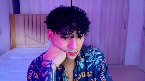 Snapshot of morthy_downey chatting on 01/09/25, 02:18 Morthy online show from 01/09/25, 02:18