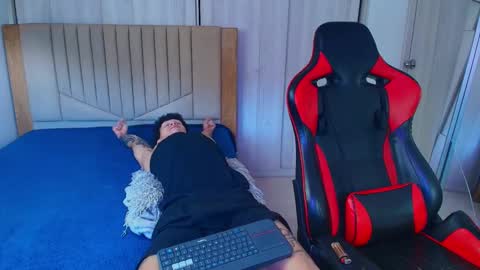 Snapshot of morthy_downey chatting on 01/18/25, 04:10 Morthy online show from 01/18/25, 04:10