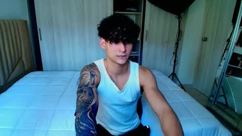 Snapshot of morthy_downey chatting on 01/31/25, 05:53 Morthy online show from 01/31/25, 05:53