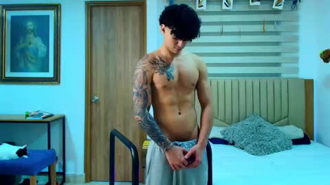 Snapshot of morthy_downey chatting on 02/12/25, 07:45 Morthy online show from 02/12/25, 07:45