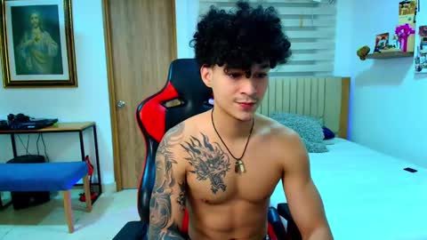 Snapshot of morthy_downey chatting on 02/17/25, 12:59 Morthy online show from 02/17/25, 12:59