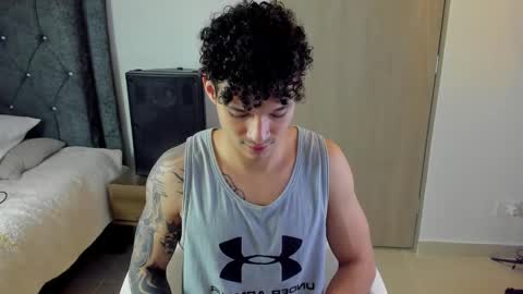 Snapshot of morthy_downey chatting on 10/23/25, 01:05 Morthy online show from 10/23/25, 01:05