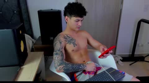 Snapshot of morthy_downey chatting on 11/06/25, 11:04 Morthy online show from 11/06/25, 11:04