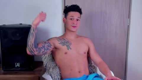 Snapshot of morthy_downey chatting on 11/24/25, 01:49 Morthy online show from 11/24/25, 01:49