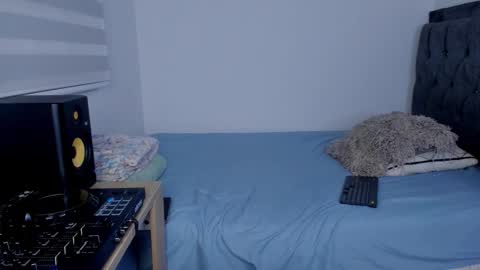 Snapshot of morthy_downey chatting on 12/21/25, 01:24 Morthy online show from 12/21/25, 01:24