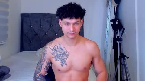 Snapshot of morthy_downey chatting on 06/11/26, 01:49 Morthy online show from 06/11/26, 01:49