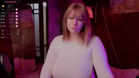 morvelyn online show from 10/22/25, 05:02