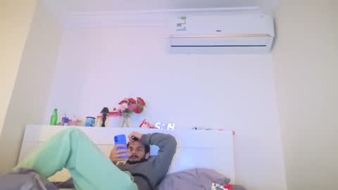 twennysevv27 online show from 01/29/25, 03:12