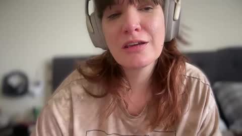 Snapshot of mossy_mommy chatting on 04/12/26, 06:57 Mossy Mommy online show from 04/12/26, 06:57