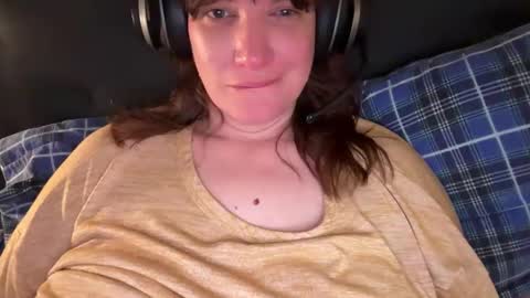 Snapshot of mossy_mommy chatting on 05/09/26, 12:49 Mossy Mommy online show from 05/09/26, 12:49