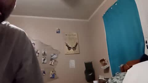 Snapshot of mottsmuff chatting on 02/08/25, 06:43 B online show from 02/08/25, 06:43