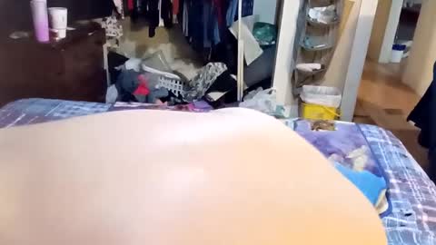 Snapshot of mottsmuff chatting on 03/04/25, 09:29 B online show from 03/04/25, 09:29