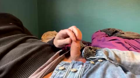 CamO online show from 03/28/26, 10:48