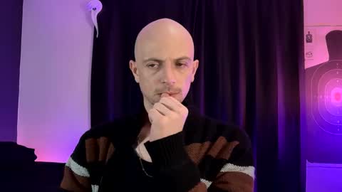 Snapshot of mount_vesuvius chatting on 11/18/25, 10:25 mount_vesuvius online show from 11/18/25, 10:25