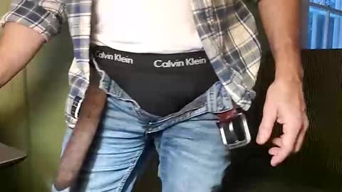 Snapshot of mountainmanny chatting on 01/31/25, 12:07 Manny online show from 01/31/25, 12:07