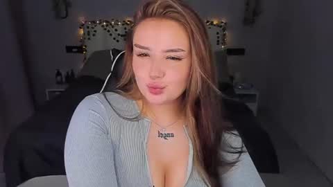 Carolina online show from 06/11/26, 04:27