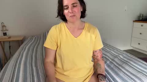 Snapshot of moussemagoo chatting on 03/04/26, 08:37 MousseMagoo online show from 03/04/26, 08:37