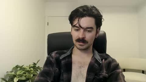 Snapshot of moustachematt chatting on 05/28/26, 03:37 moustachematt online show from 05/28/26, 03:37