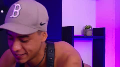 Snapshot of mowgli_ff chatting on 03/27/26, 03:12 Mowgli online show from 03/27/26, 03:12