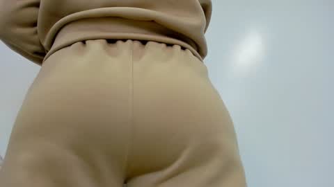 moxa hot online show from 12/30/24, 01:58