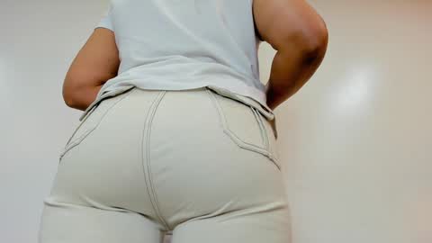 moxa hot online show from 01/04/25, 01:53