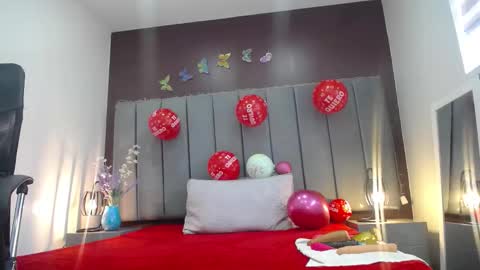 moxa hot online show from 02/16/26, 03:08