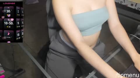 Snapshot of moxiexfoxie chatting on 03/09/26, 04:38 moxieXfoxie online show from 03/09/26, 04:38