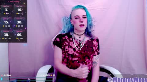 Moxy online show from 01/11/25, 07:05